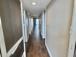 545 Garfield Ave in Cocoa Beach, FL - Foto de edificio - Building Photo