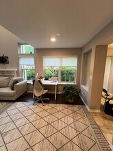 109 Holmes Way in Schaumburg, IL - Building Photo - Building Photo