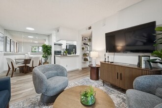 The Axel in Austin, TX - Building Photo - Building Photo