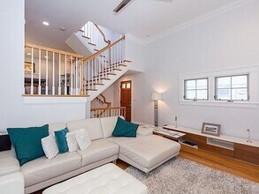 281 Brookline St, Unit #1 in Cambridge, MA - Building Photo - Building Photo