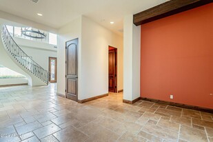 201 W Frier Dr in Phoenix, AZ - Building Photo - Building Photo