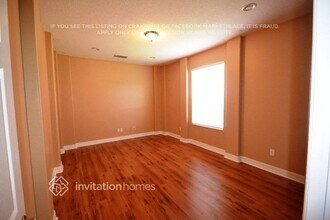 360 Michigan Estates Cir in St. Cloud, FL - Foto de edificio - Building Photo