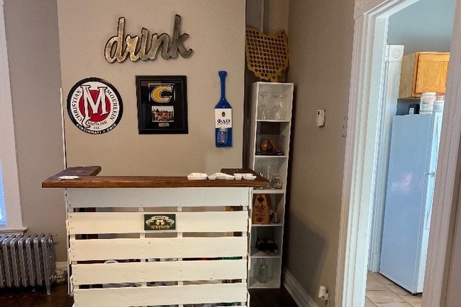 408 Fairfield Ave, Unit 2 in Bellevue, KY - Foto de edificio - Building Photo