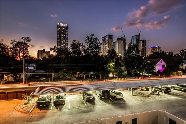 41 Waller St in Austin, TX - Foto de edificio - Building Photo