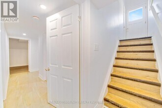 40 Aspendale Dr in Toronto, ON - Building Photo - Building Photo