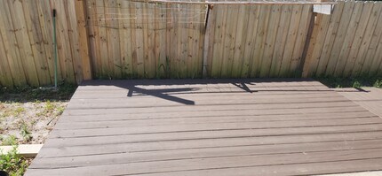 6107 W 1st Manor in Palatka, FL - Building Photo - Building Photo