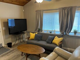 5003 Whitney Ave in Carmichael, CA - Building Photo