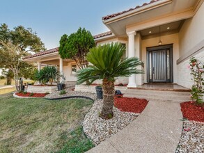 127 Brushy Creek Trail in Hutto, TX - Foto de edificio - Building Photo