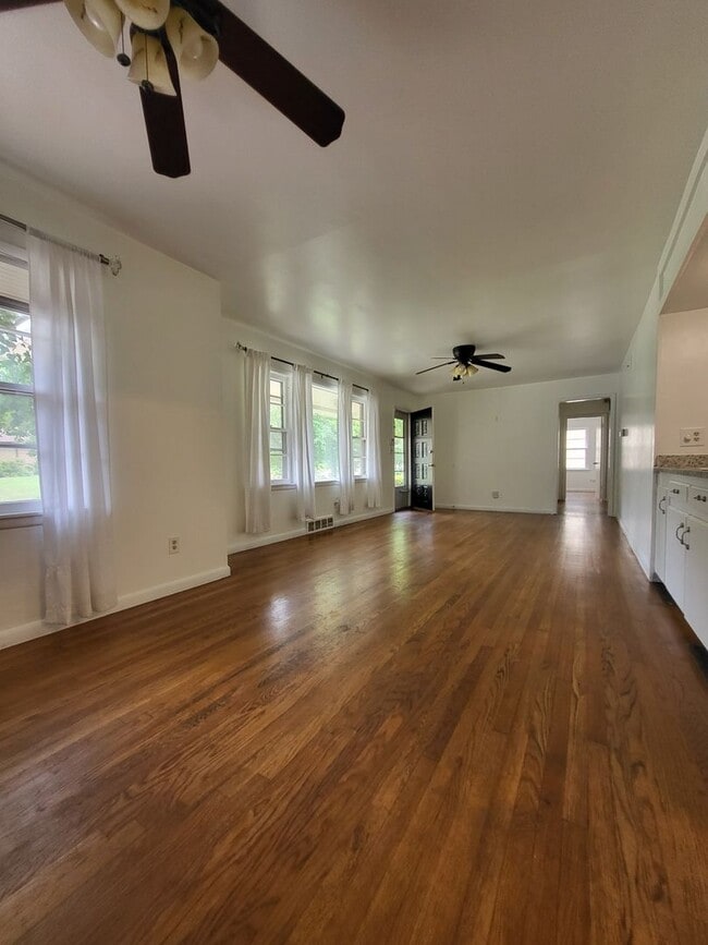 708 Elmwood Dr in Norman, OK - Building Photo - Building Photo