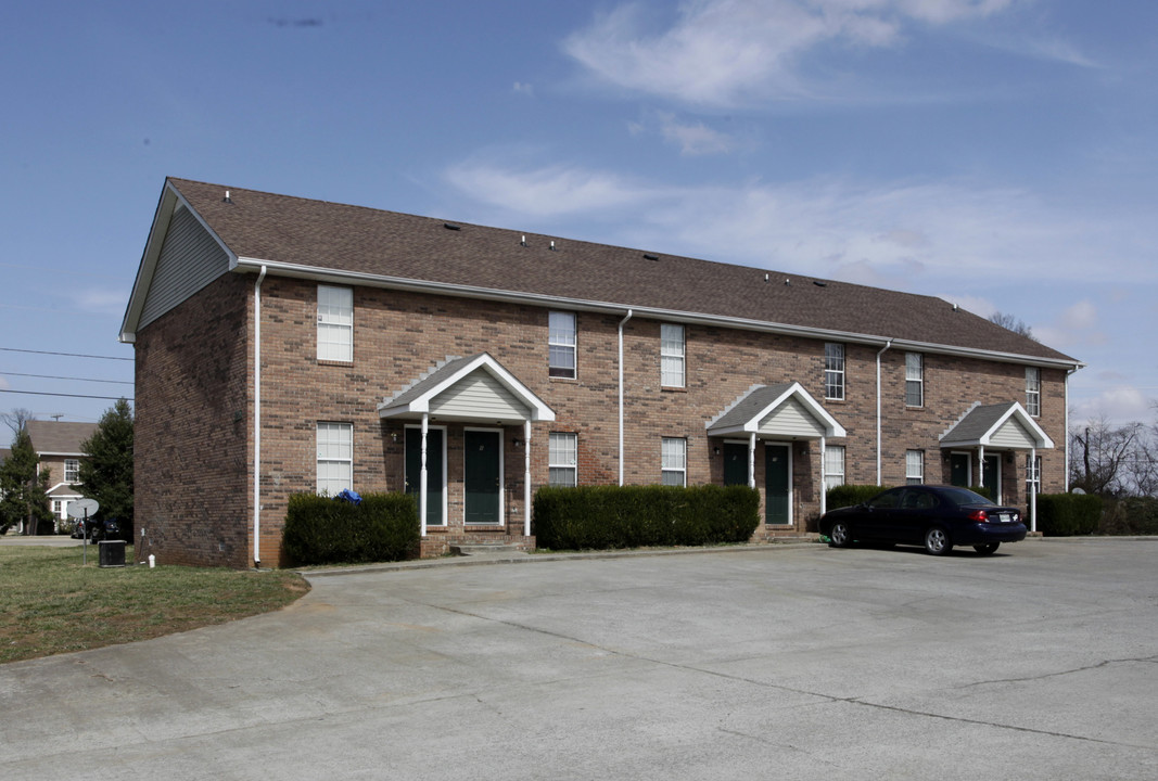 3279 Tower Dr in Clarksville, TN - Foto de edificio