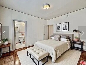 145 N Sycamore Ave, Unit 145 N. Sycamore Ave. in Los Angeles, CA - Foto de edificio - Building Photo