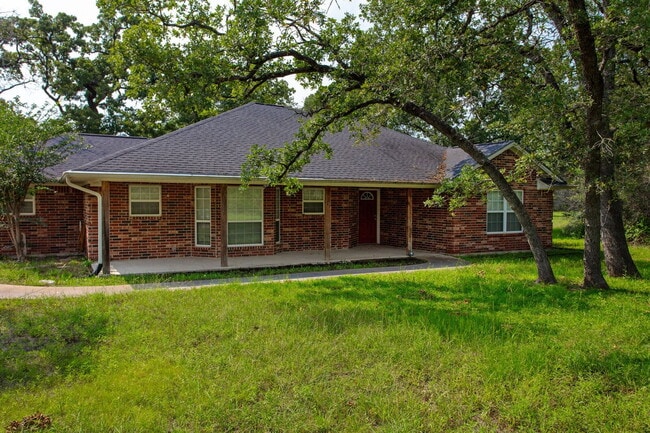 6054 Clay Pit Rd in College Station, TX - Building Photo - Building Photo