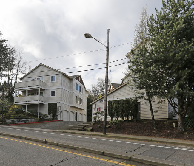 2856-2868 NW Vaughn St in Portland, OR - Building Photo - Building Photo