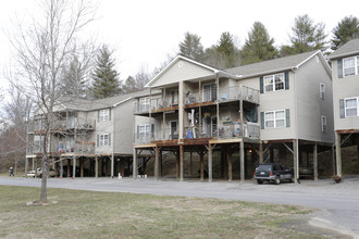 Riverview in Asheville, NC - Foto de edificio - Building Photo