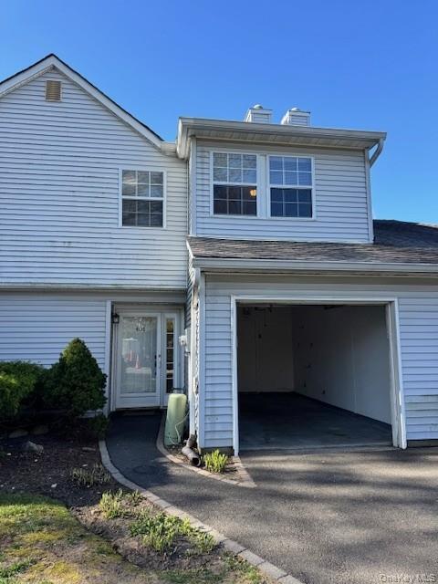 404 Sara Cir in Port Jefferson Station, NY - Building Photo - Building Photo