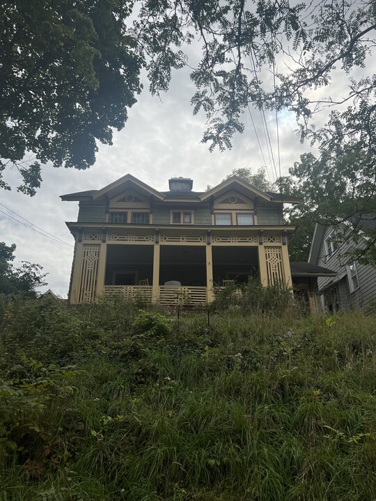 758 Euclid Ave in Syracuse, NY - Building Photo