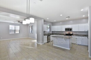 3879 E Santa Fe Ln in Gilbert, AZ - Building Photo
