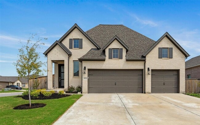 property at 14525 Kira Ln