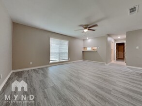 1507 Cardinal Dr in Ennis, TX - Building Photo - Building Photo