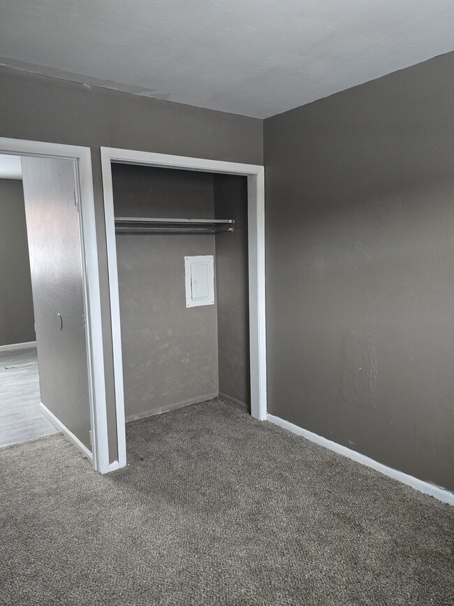 property at 216 S Cavin St