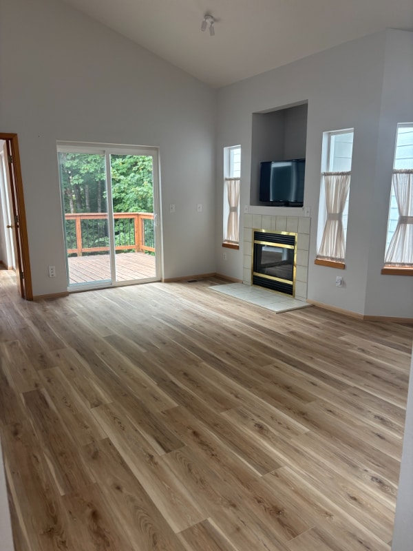 727 NE Dallas St in Camas, WA - Building Photo - Building Photo