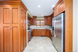 3418 Oceanside Rd in Oceanside, NY - Building Photo - Building Photo