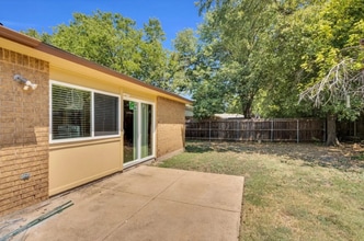 411 McKinley St in Cedar Hill, TX - Building Photo - Building Photo