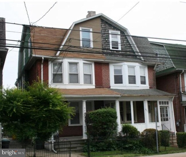 property at 221 Ardmore Ave