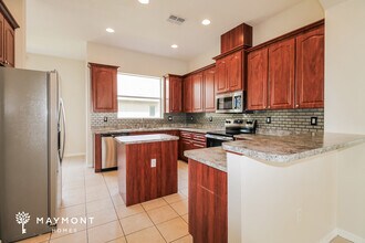 12805 Ione Way in Spring Hill, FL - Building Photo - Building Photo