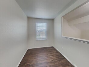 7234 Basque Country Dr in Magnolia, TX - Building Photo - Building Photo