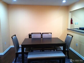 228 Pinelli Dr in Piscataway, NJ - Building Photo - Building Photo