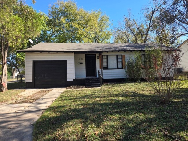 property at 1601 S 35th St