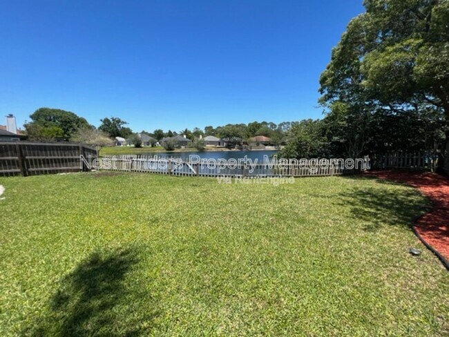 11201 Wandering Oaks Dr in Jacksonville, FL - Foto de edificio - Building Photo