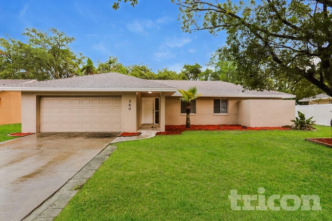 property at 260 12 League Cir