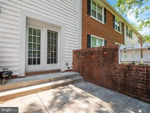 4607 28th Rd S in Arlington, VA - Building Photo - Building Photo