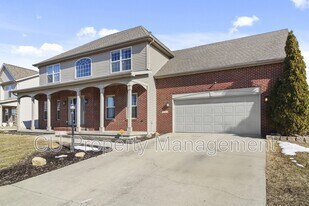 2950 E Stone Creek Blvd in Urbana, IL - Building Photo