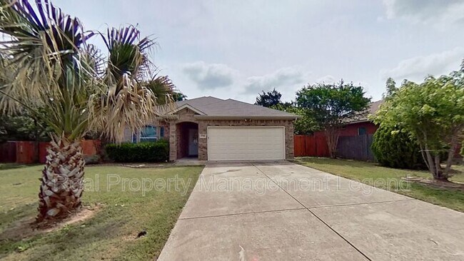 3706 Karlie Way in Dallas, TX - Building Photo - Building Photo
