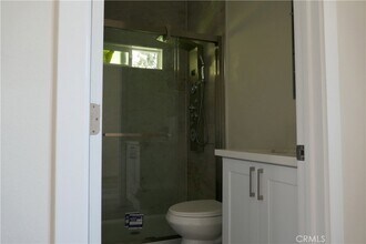 1801 W Garry Ave, Unit 144 in Santa Ana, CA - Foto de edificio - Building Photo