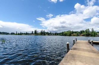 Lakeview Village Apartments in Lacey, WA - Foto de edificio - Building Photo