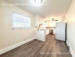 4916 Nevin Rd in Charlotte, NC - Building Photo - Building Photo