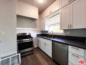 4103 S Hoover St in Los Angeles, CA - Building Photo - Building Photo