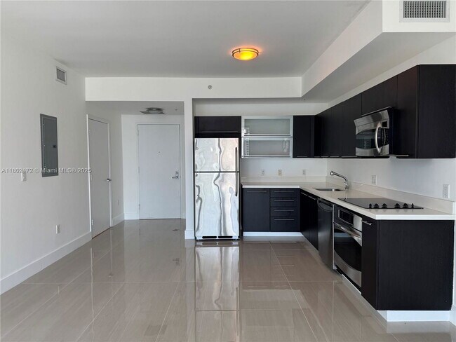 property at 90 SW 3rd St