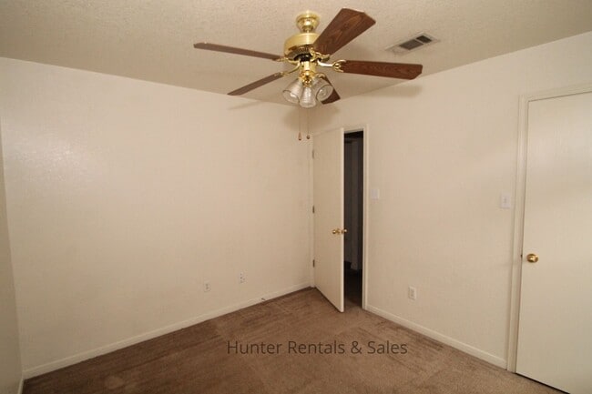 921 Rosewood Dr in Harker Heights, TX - Building Photo - Building Photo
