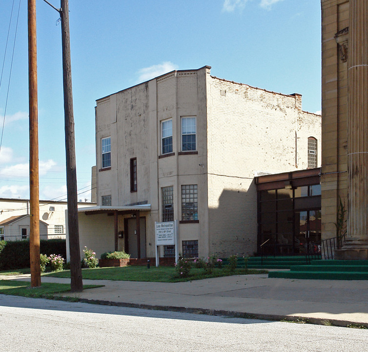 2097 E 46th St in Cleveland, OH - Building Photo