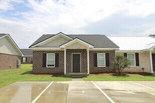 104 Waybill Circle in Statesboro, GA - Building Photo