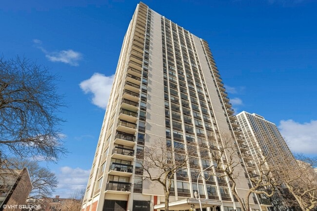 property at 1455 N Sandburg Terrace