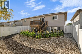 852 Michael Dr in Tecumseh, ON - Building Photo - Building Photo