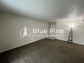 1460 Vega Cir in Idaho Falls, ID - Building Photo - Building Photo