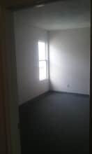 804 Broadway St, Unit 1 in Lowell, MA - Foto de edificio - Building Photo