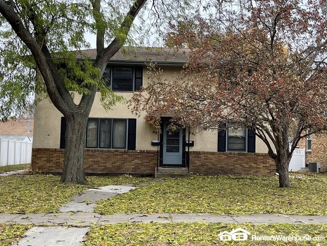 property at 24 16th Ave N